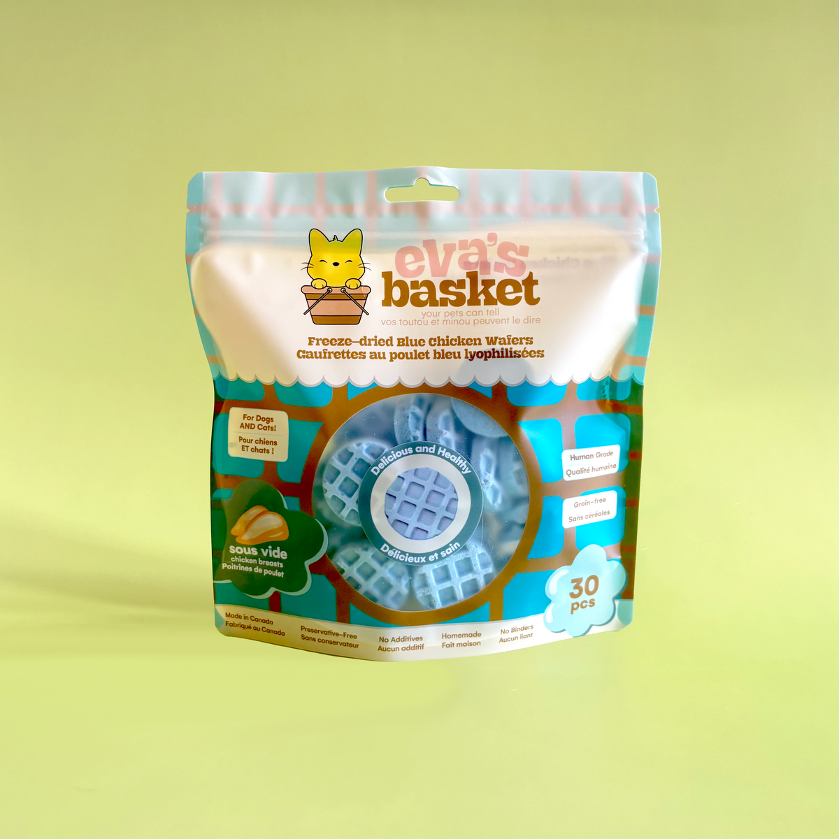 Blue freeze-dried spirulina chicken wafers for dogs and cats by Eva's Basket