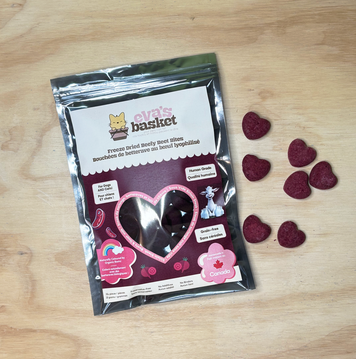 Heart-shaped freeze-dried beef and beet treats for dogs and cats